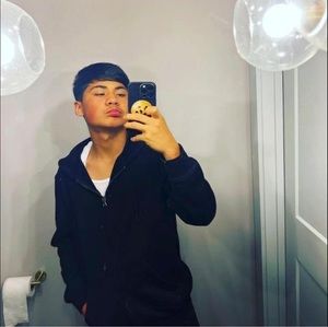 Meet your Posher, Marcos